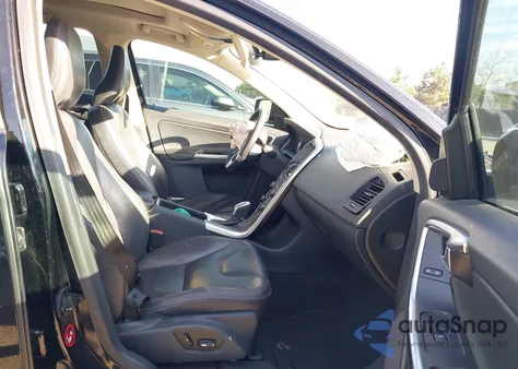 2013 Volvo Xc60 3.2/3.2 Platinum/3.2 Premier/3.2 Premier Plus из США, поврежденный, VIN YV4940DL0D2431641